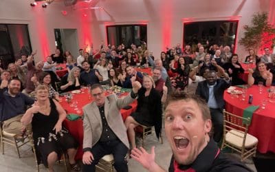 5 Reasons to Hire a Magician for Your Corporate Holiday Event